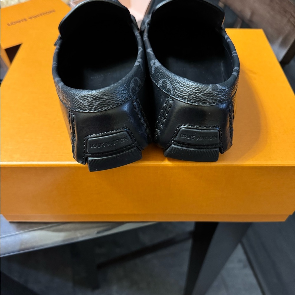 Lv shoes - Picture 5 of 10